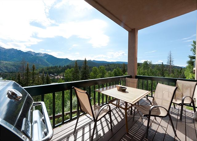 Pet Friendly Home at Purgatory - Decks with Amazing Views - Steps to Lifts