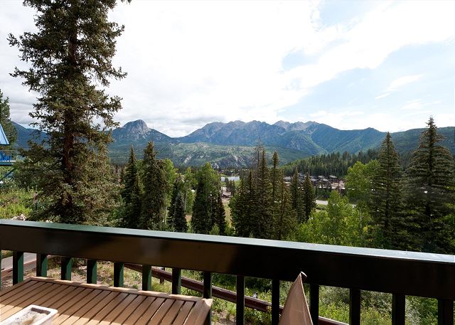 Pet Friendly Home at Purgatory - Decks with Amazing Views - Steps to Lifts 2