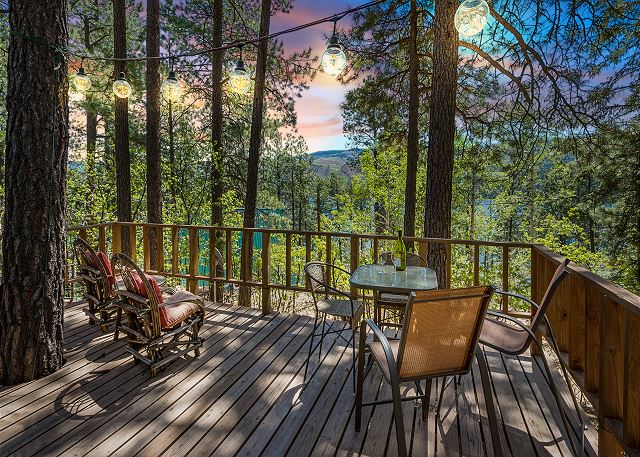 NellieMay Cabin | Walk to Lake Vallecito, Porch, Grill, Dogs OK