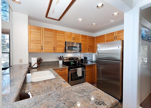 Hermosa Haven | Red Cliff & Pond Views, Garage, Tennis 9