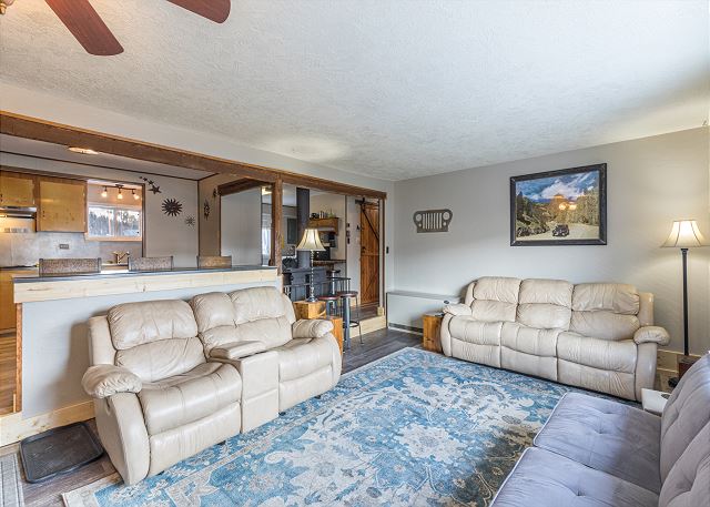 Affordable Family Friendly Home - Near Downtown Creede 3