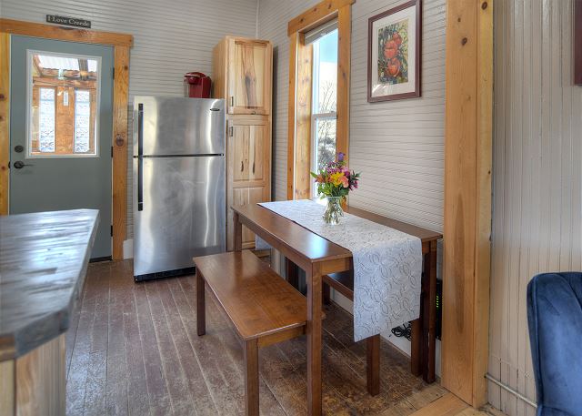 Recently Remodled | Charming Home | Spectacular Views of Creede 5