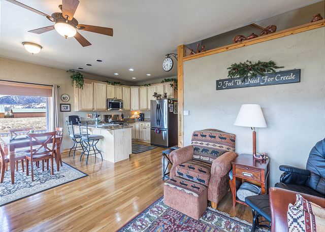 Cozy Home-Spectacular Mountain Views / ATVs Welcome 3