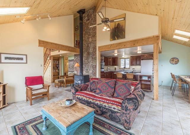 Rio Grande River and Mountain Views-Pet Friendly-River Access 4