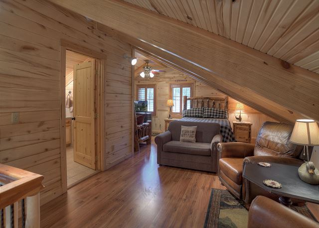 Mountain Modern Cabin | Fenced Yard | Ping Pong 6