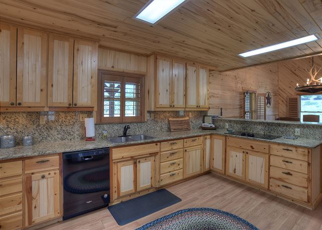 Mountain Modern Cabin - 25 Mins to Wolf Creek Ski Area - Dogs Welcome! 5