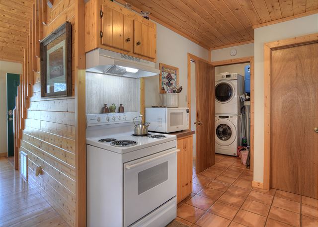 Secluded Mountain Cabin - Pet Friendly - National Forest Access 9