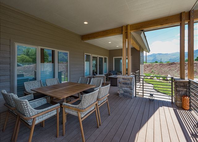 New Luxury Home 12 min. to Durango - AC - Hot Tub/Game Room - Mtn. Views 9