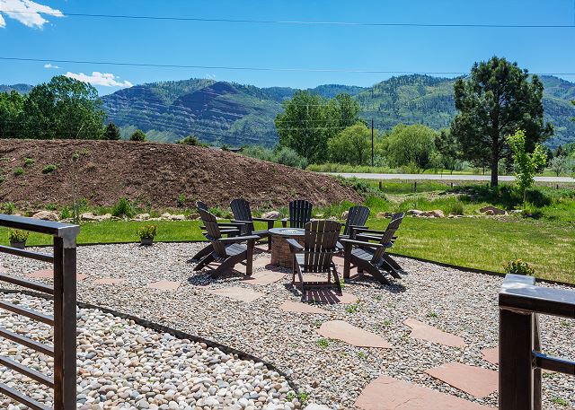 New Luxury Home 12 min. to Durango - AC - Hot Tub/Game Room - Mtn. Views 7