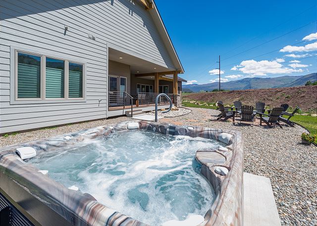 New Luxury Home 12 min. to Durango - AC - Hot Tub/Game Room - Mtn. Views 6