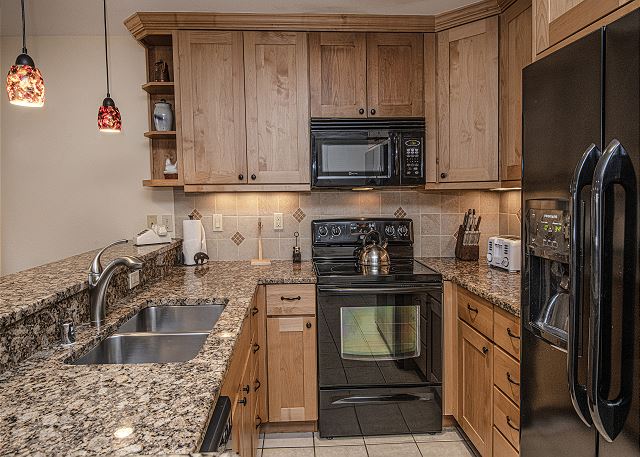 Prime Avon Location | Walk to Gondola & Dining | River Trail Access & Views 9