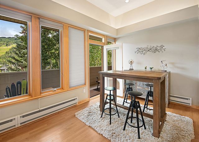 Penthouse Condo w/ Grand Views | Walk to Gondola | 2 Masters & Decks 10