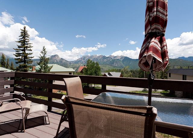 Affordable townhome at Purgatory - Awesome views - Steps to slopes 2