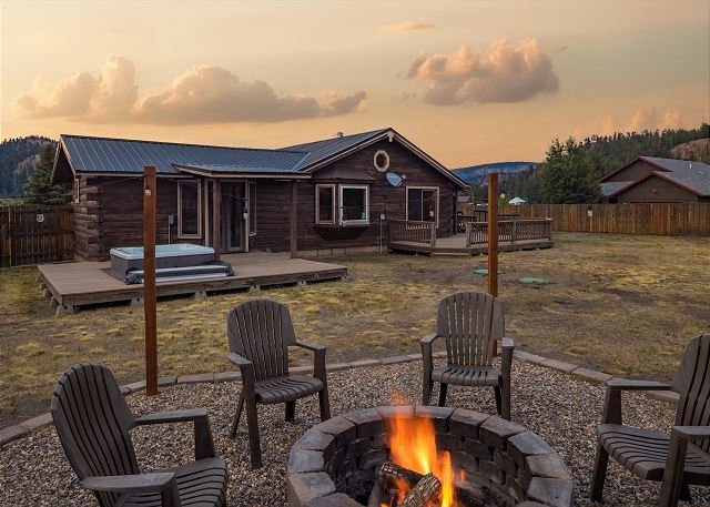 Close to Wolf Creek Ski Area/Private Hot Tub/ATVs Welcome/Firepit 10