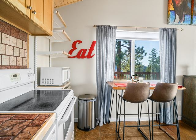 Cabin with fantastic views on 8 acres - 20 Min to historic downtown Durango 8