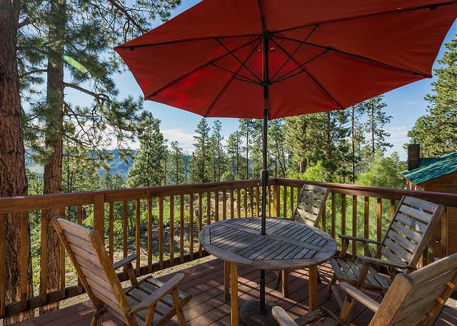 Cabin with fantastic views on 8 acres - 20 Min to historic downtown Durango 2