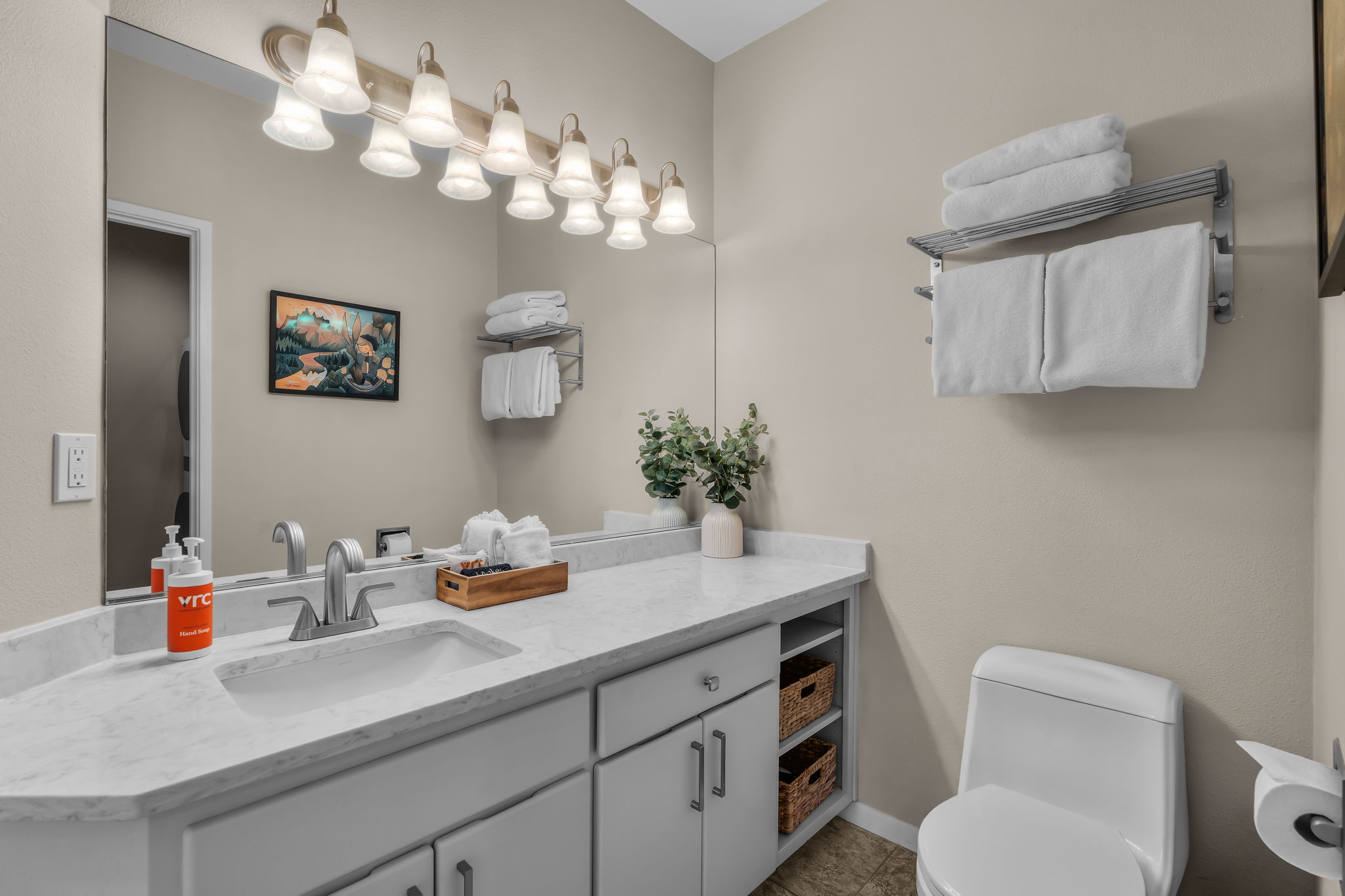 Newly updated and remodeled! Private hot tub! Lockable storage in garage. | Photo 19