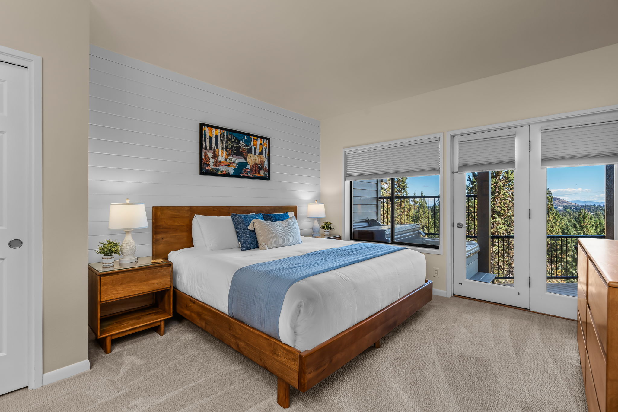 Newly updated and remodeled! Private hot tub! Lockable storage in garage. | Photo 14
