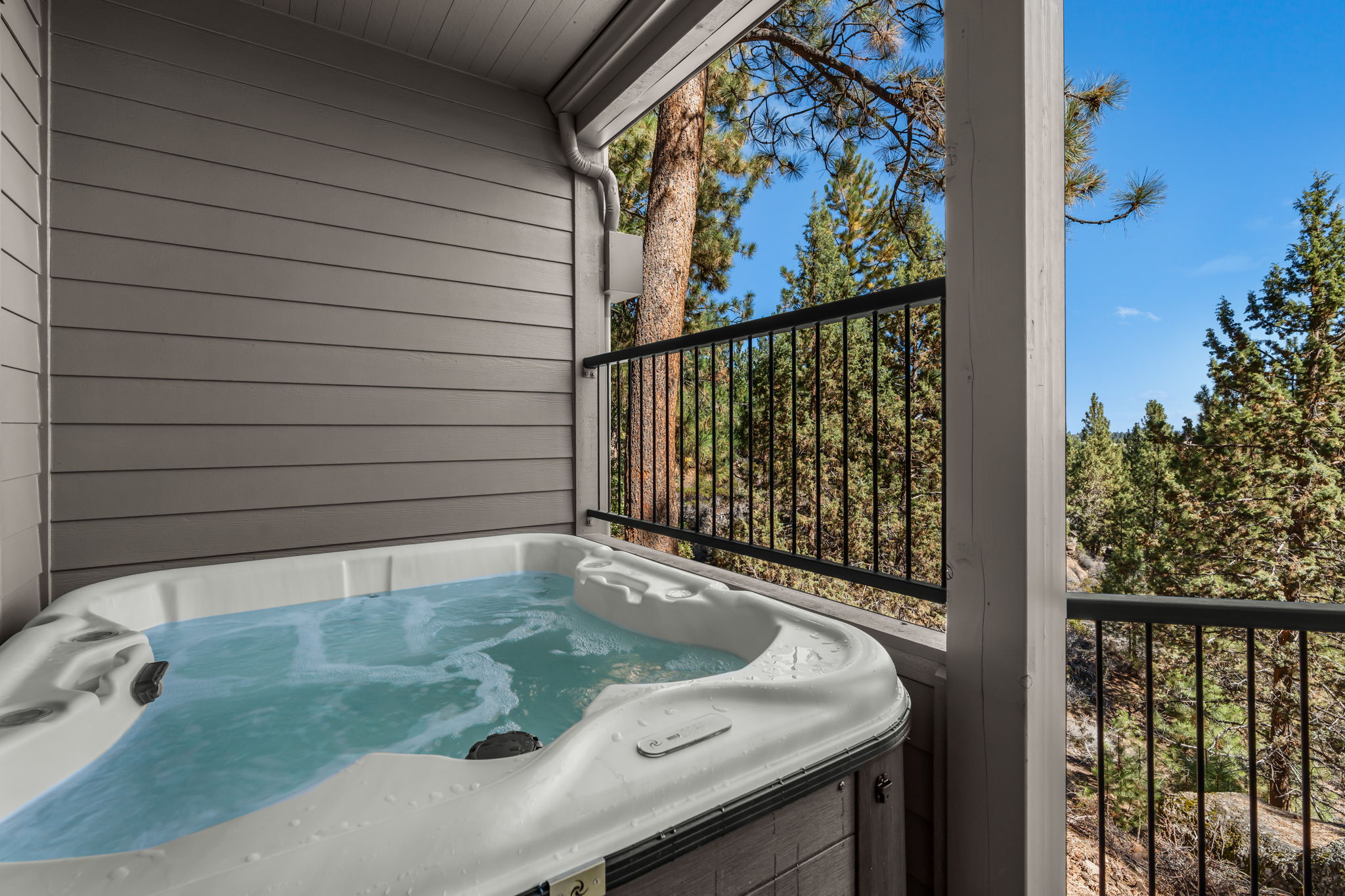 Newly updated and remodeled! Private hot tub! Lockable storage in garage. | Photo 28