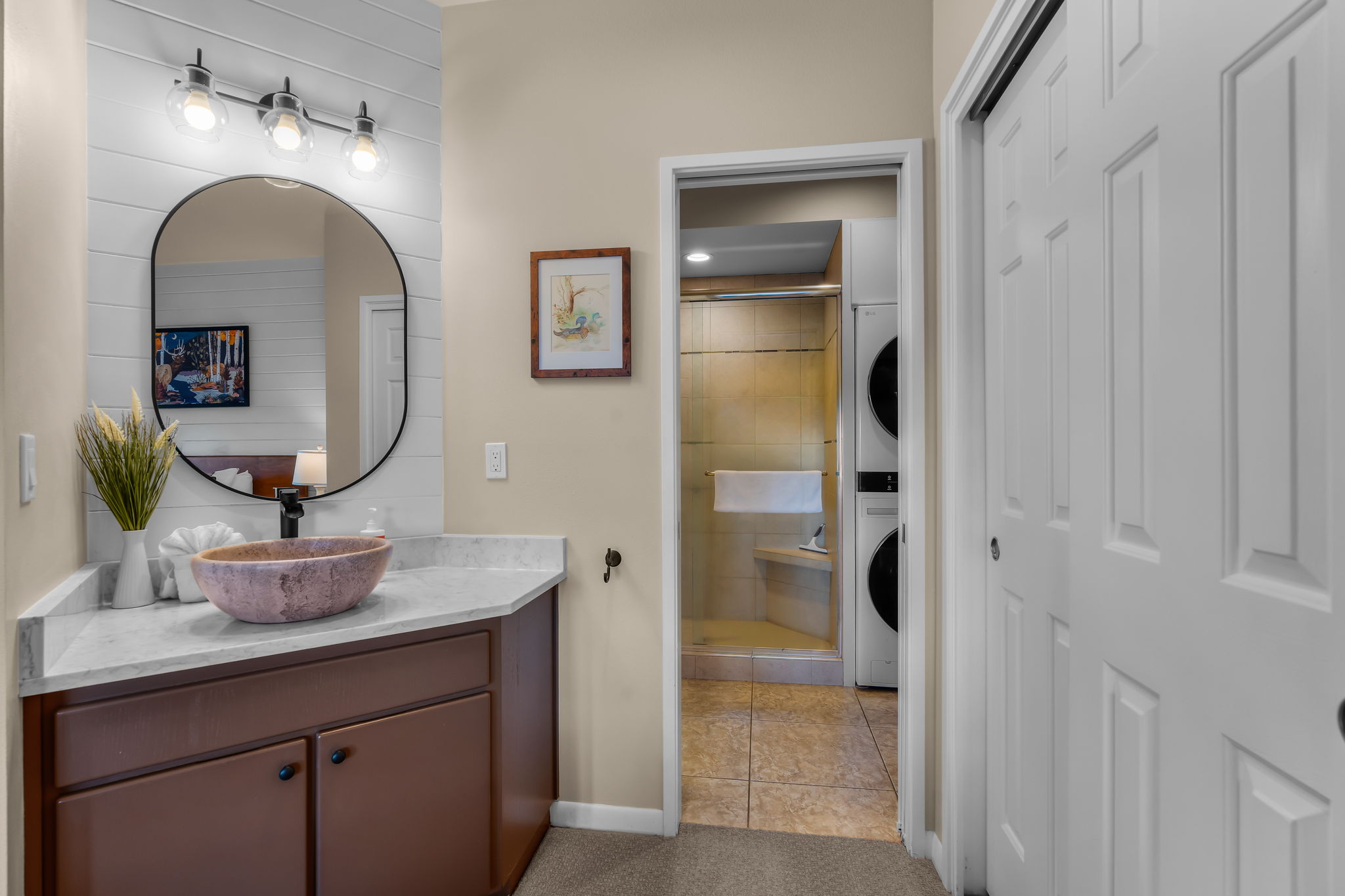Newly updated and remodeled! Private hot tub! Lockable storage in garage. | Photo 17