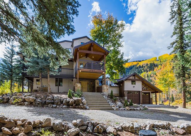 Mountain Home Across from Purgatory - Views, Hot Tub, Game Room, AC