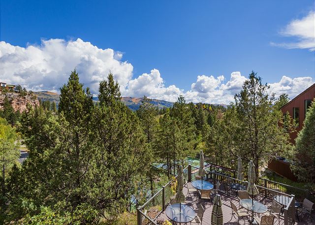 Wildflower Ridge (#103) |10 min to Ski - Golf/AC/Pool/Hot Tub/Mountain Views 7