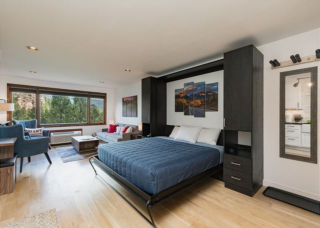 Wildflower Ridge (#103) |10 min to Ski - Golf/AC/Pool/Hot Tub/Mountain Views 8