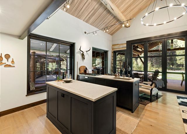 Secluded Luxury Nature Retreat- Private Cabins - Hot Tub - Drive to Telluride 10