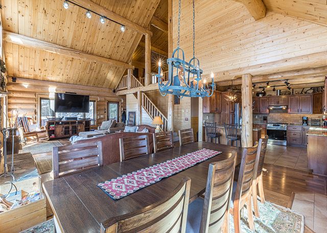 Custom-Built Colorado Log Cabin - Impeccable Views - ATV's Welcome 7