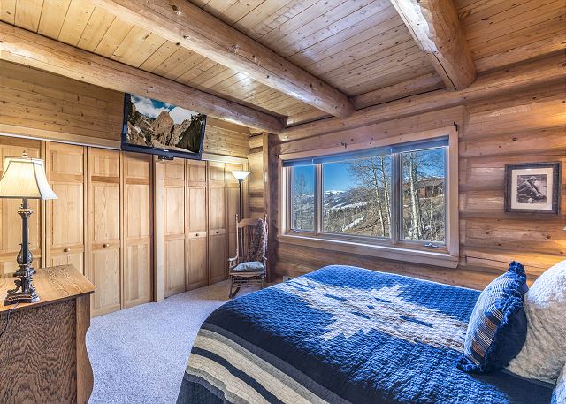 Custom-Built Colorado Log Cabin - Impeccable Views - ATV's Welcome 9