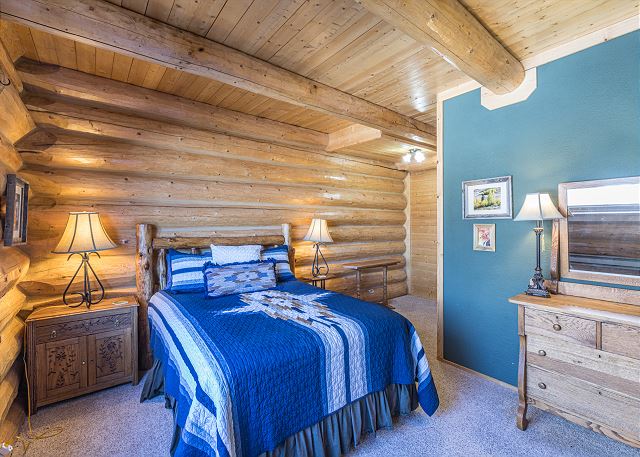 Custom-Built Colorado Log Cabin - Impeccable Views - ATV's Welcome 8