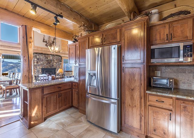 Custom-Built Colorado Log Cabin - Impeccable Views - ATV's Welcome 4