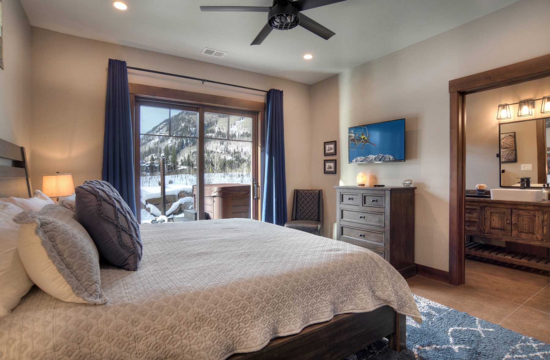 Master Bedroom - King, TV, attached bathroom and Deck access