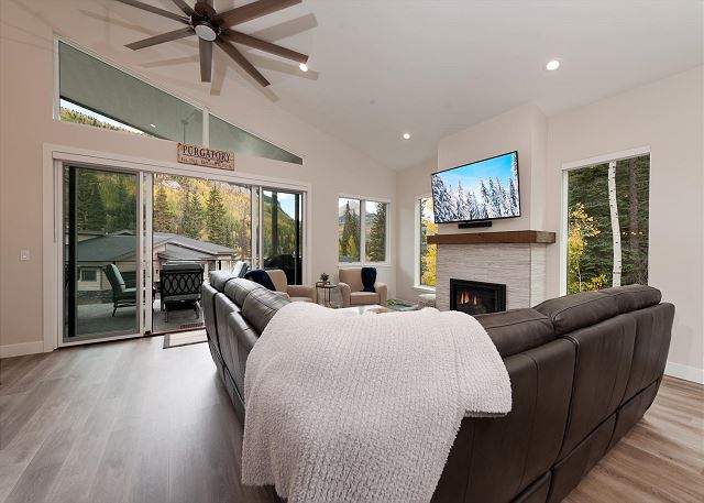 Brand new townhome across from Purgatory - Hot Tub/Views/Arcade Game/Shuttle 4