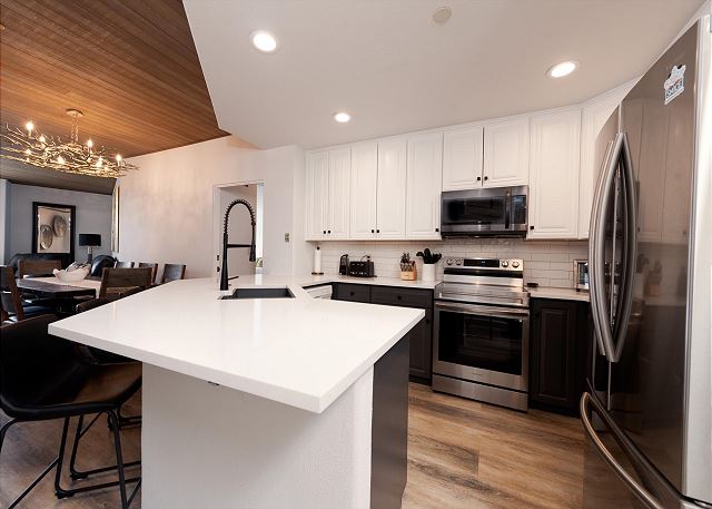 Remodeled Eolus Ski in/Ski Out condo - Views - Deck 7