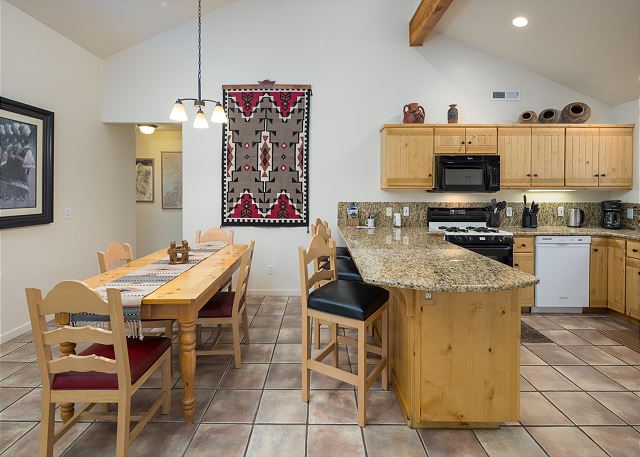 Great Location Near Parks | Pet-Friendly | Pool + Hot Tub Access 4