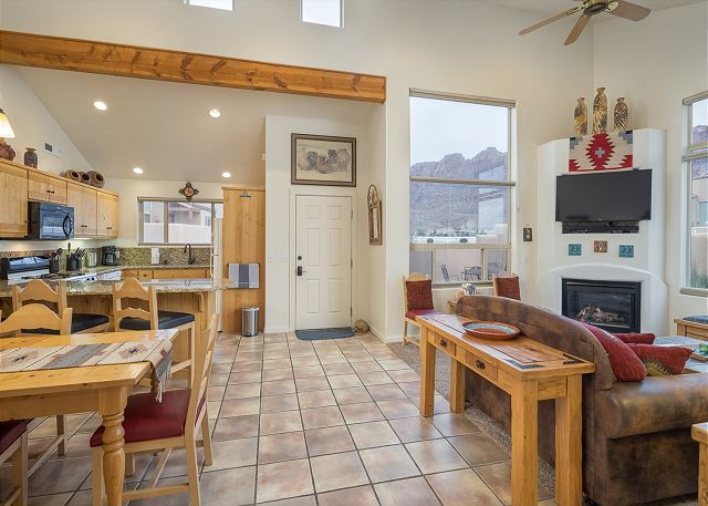 Great Location Near Parks | Pet-Friendly | Pool + Hot Tub Access 9