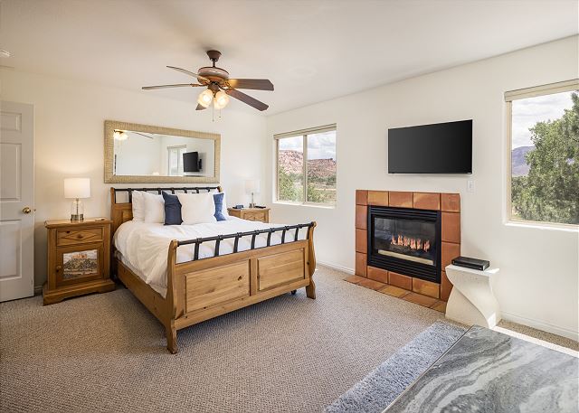 Townhome on Moab Golf Course | Pool | Views! 2