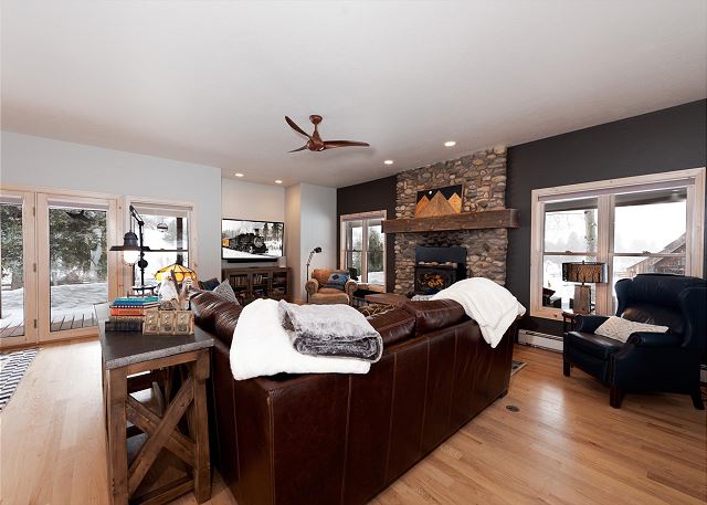 Historic Renovated Home and Cabin on 300 Acres - Hot Tub/Pool Table/Trails 6