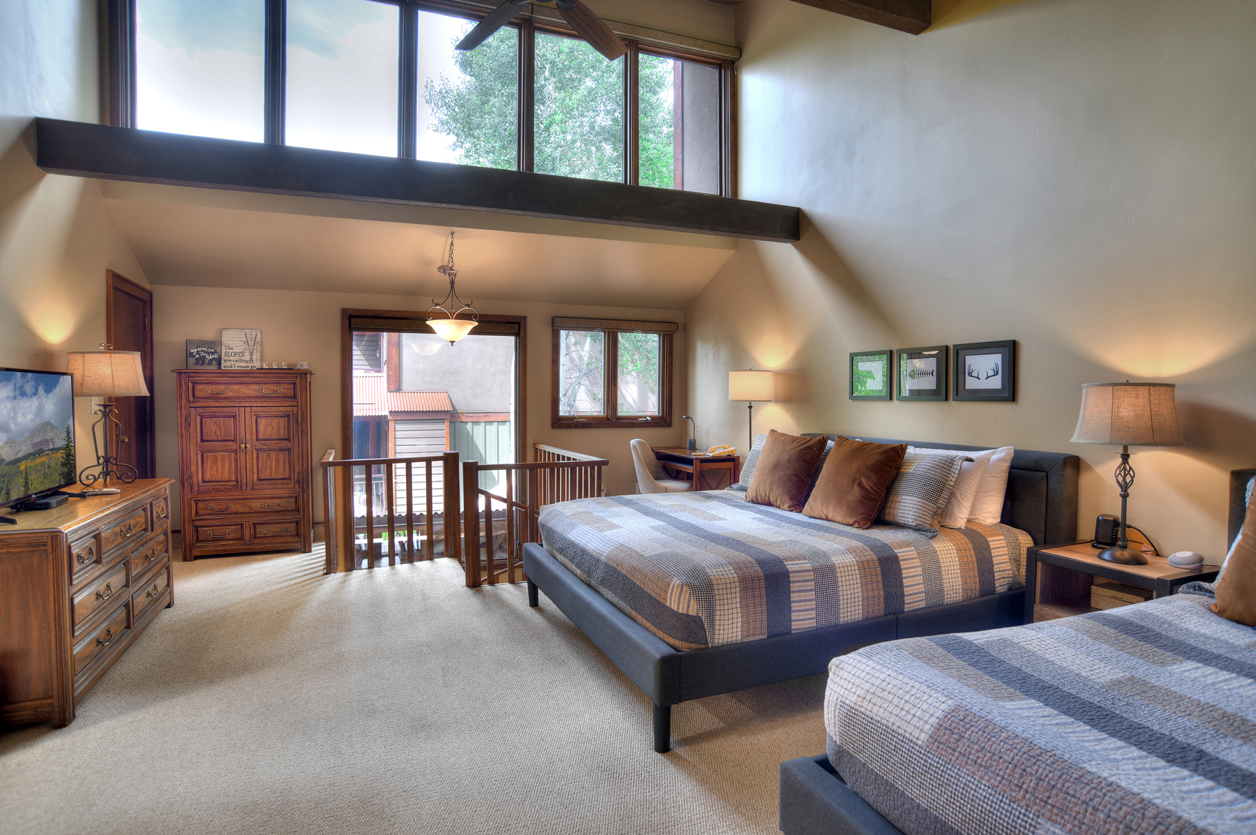 Loft bedroom with King and Queen bed, TV, full bath ensuite