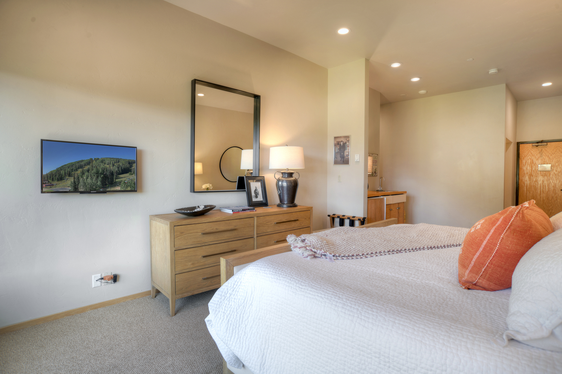 3rd Bedroom - King, TV and Views of the slopes