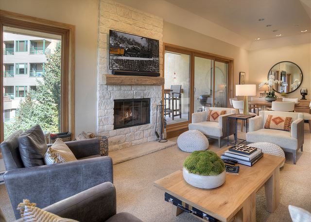 Updated Ski in/Ski Out Condo - Corner Unit - Two Decks - Awesome Slope Views