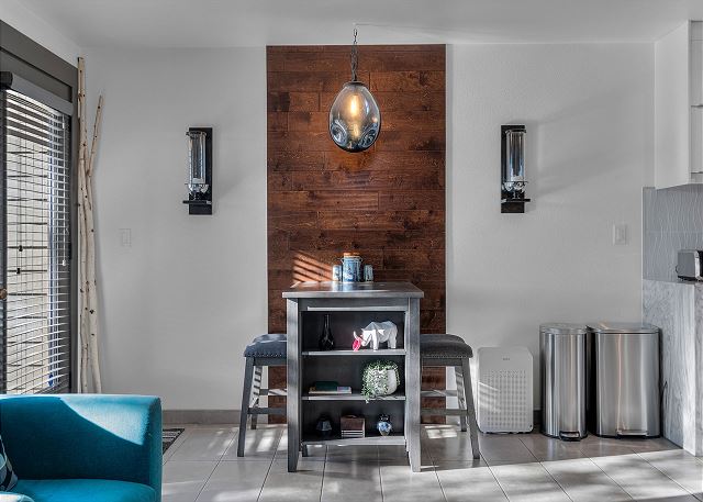 New! Condo at 7th Mtn Resort ~ Year Round Heated Pools ~ Close to Bachelor! 7