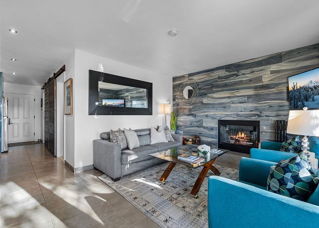 New! Condo at 7th Mtn Resort ~ Year Round Heated Pools ~ Close to Bachelor! 6