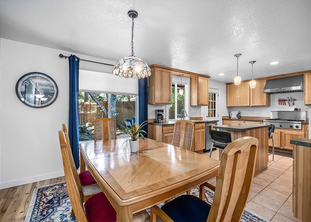 New Listing! Bend Home ~ Dog Friendly ~ Fenced Yard ~ Hot Tub! 9