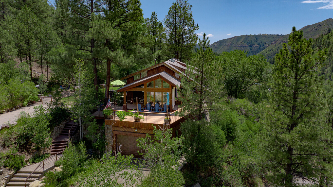 Luxury Home - 8 Acres - 7 Min to DGO - Pool Table/Fire Pit/Amazing Views | Photo 1
