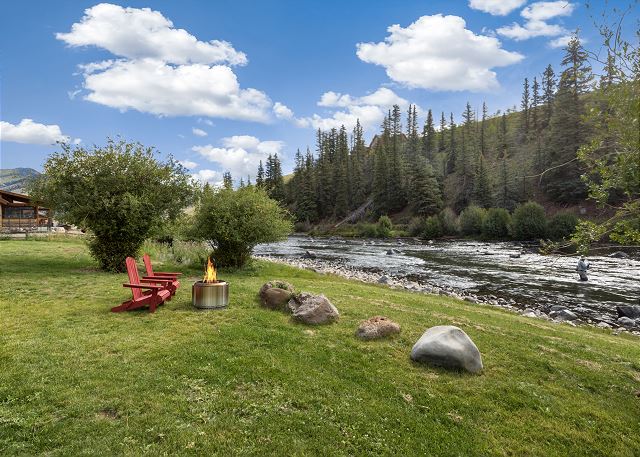 New Listing!One-of-a-Kind Luxe Riverfront Home-Fishing Access-Mins Dtn Creede