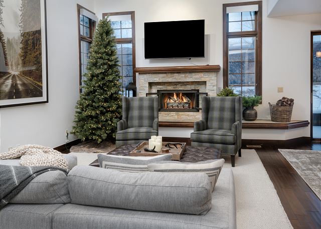 Stunning Living Room with Fireplace and TV