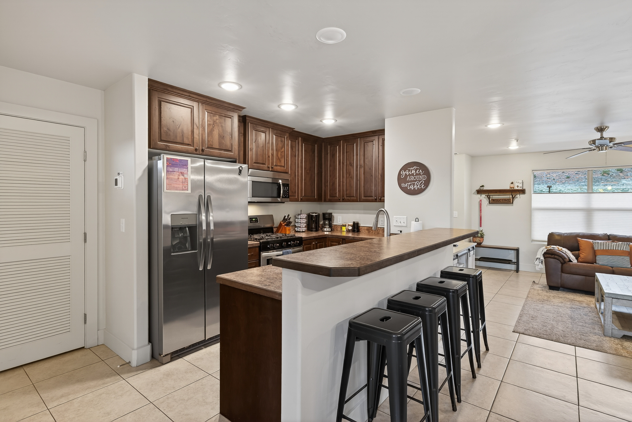 Near Arches & Downtown | Pool & Hot Tub | Views! | Photo 4