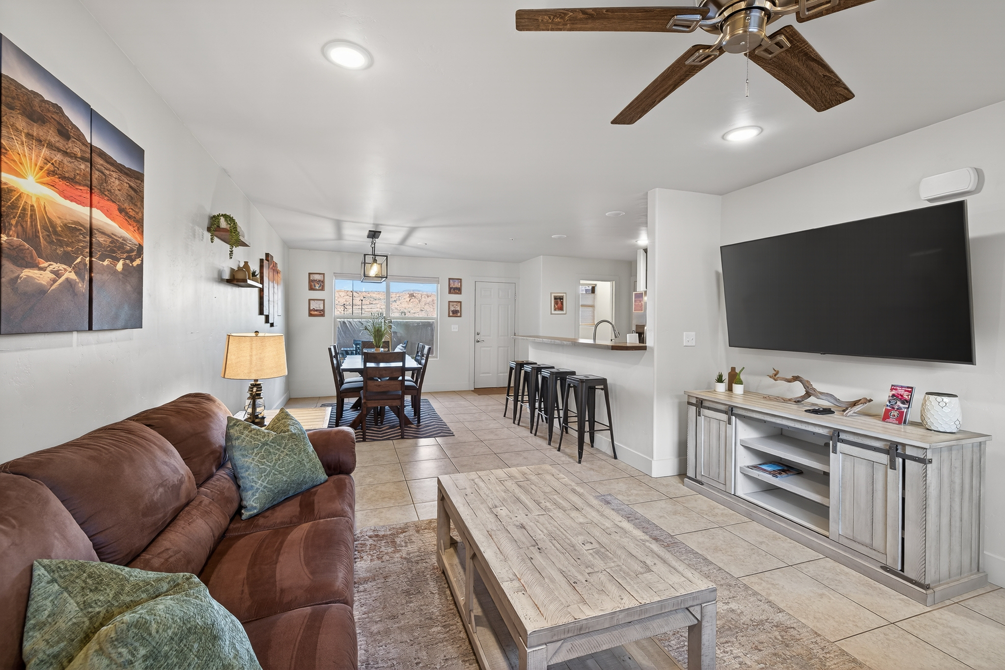 Near Arches & Downtown | Pool & Hot Tub | Views! | Photo 9